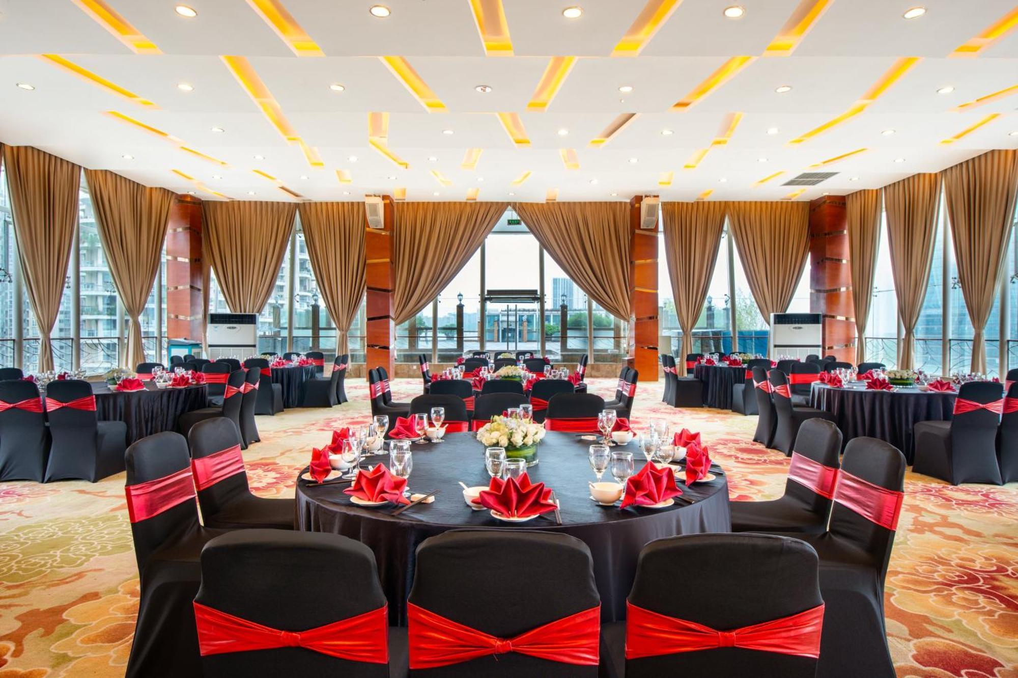 Holiday Inn Chengdu Century City-Westtower Buitenkant foto