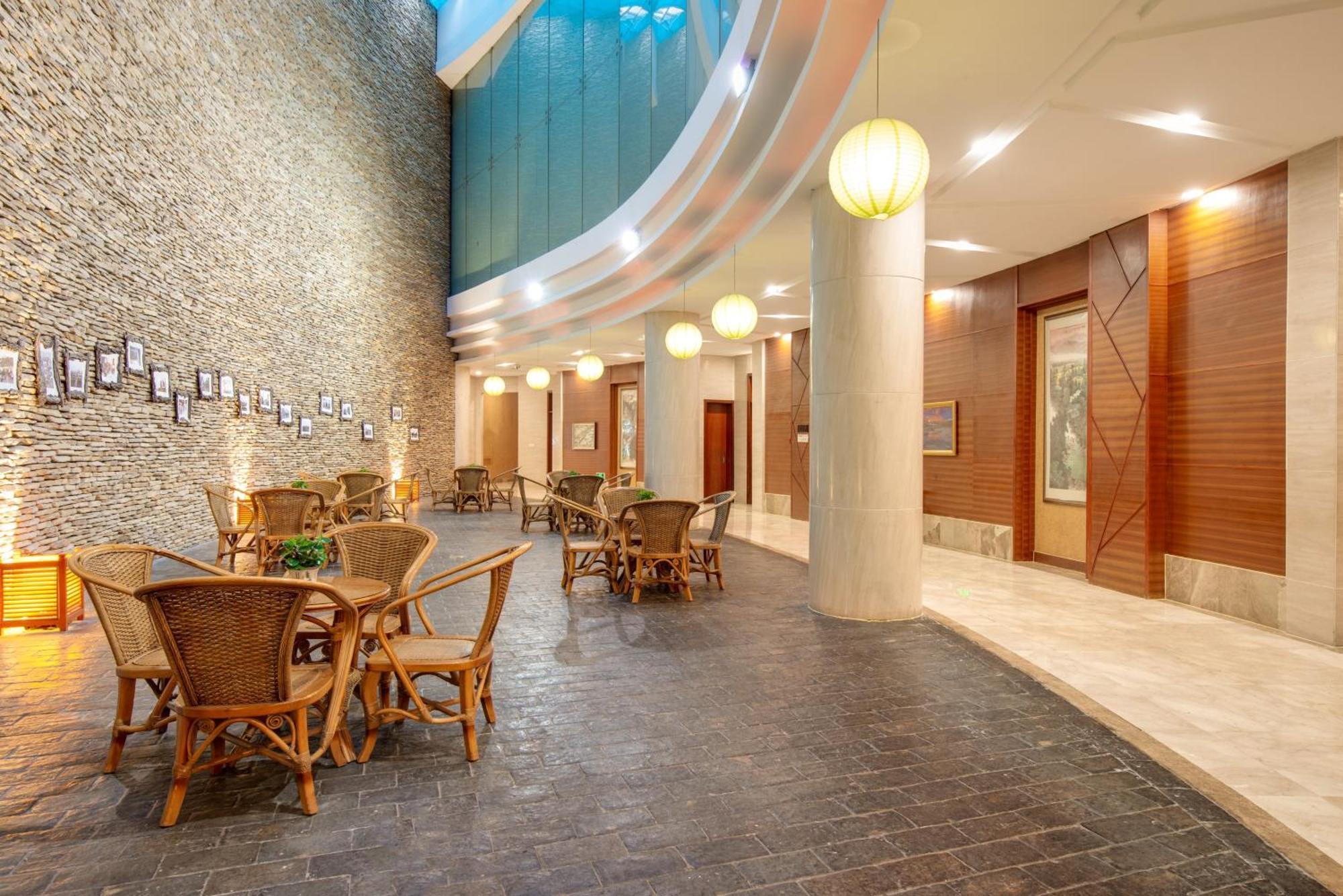 Holiday Inn Chengdu Century City-Westtower Buitenkant foto